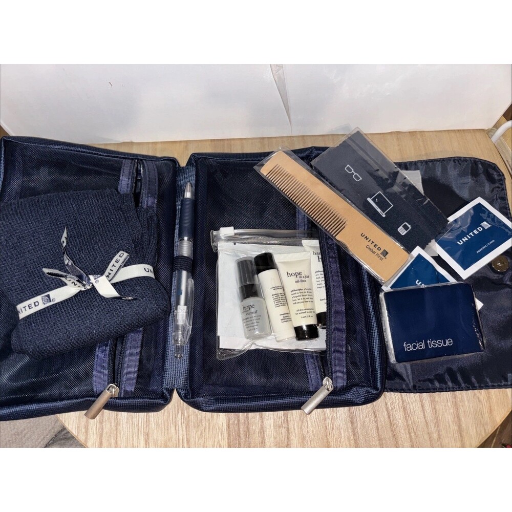 United Airlines Global First Class Amenity Kit Blue Hanging Case Pen Socks